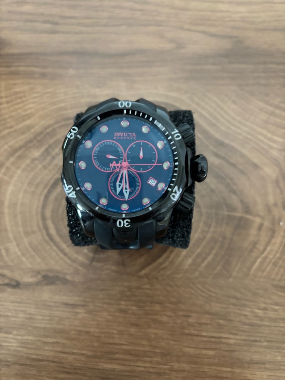 Invicta Venom Black Watch no band
